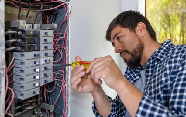 Best Affordable Emergency Electrician  in Shady Spring, WV